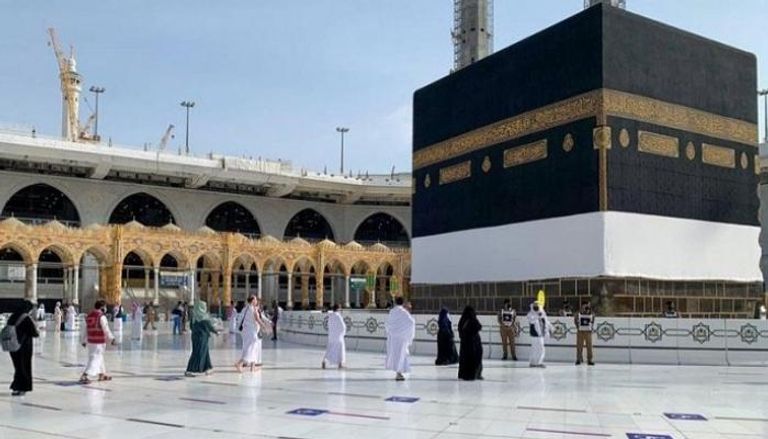 خدمة نقل الحجاج والمعتمرين